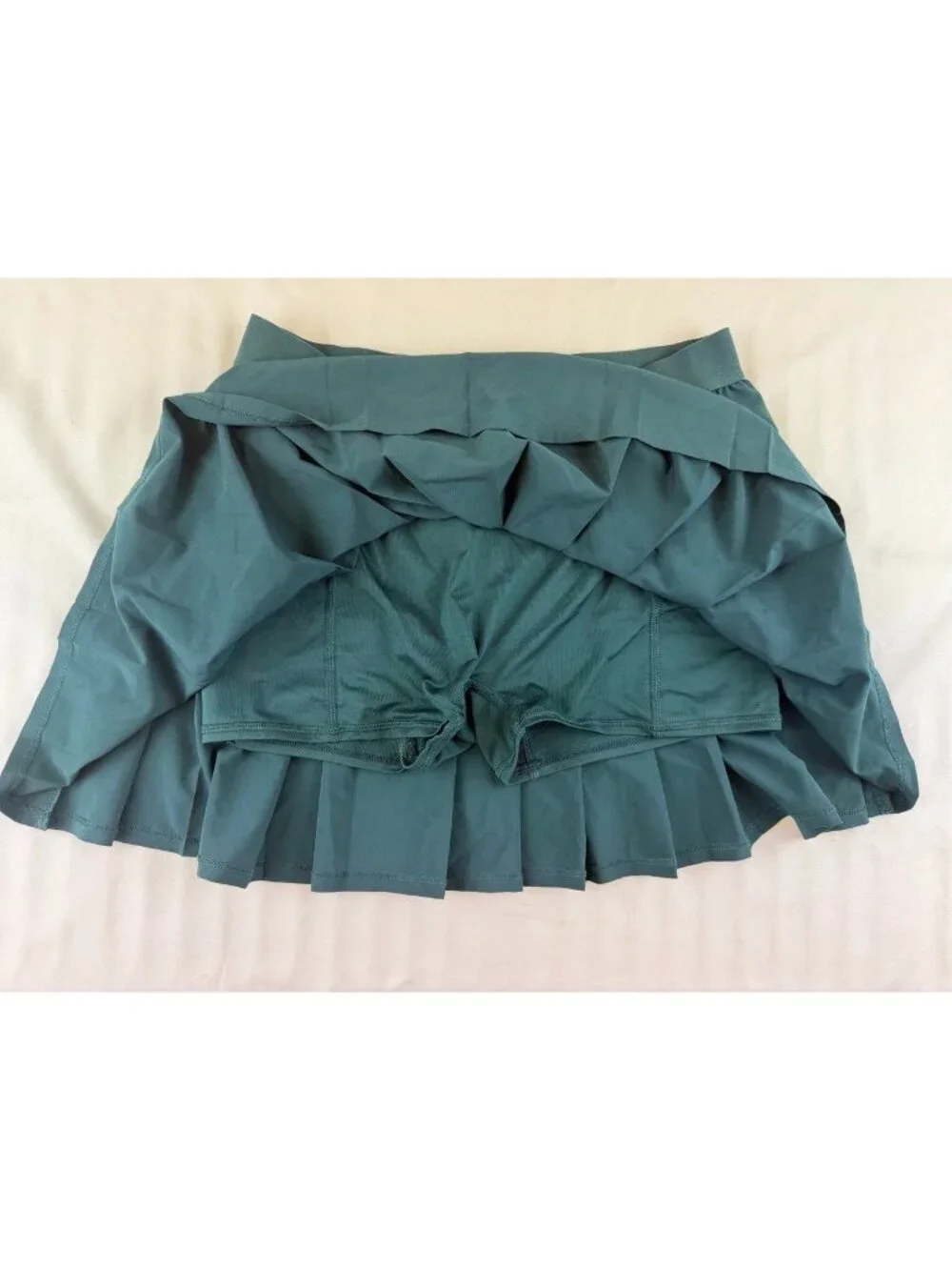 Alo Varsity Tennis Skirt Color Midnight Green Sz Medium - Picture 6 of 8